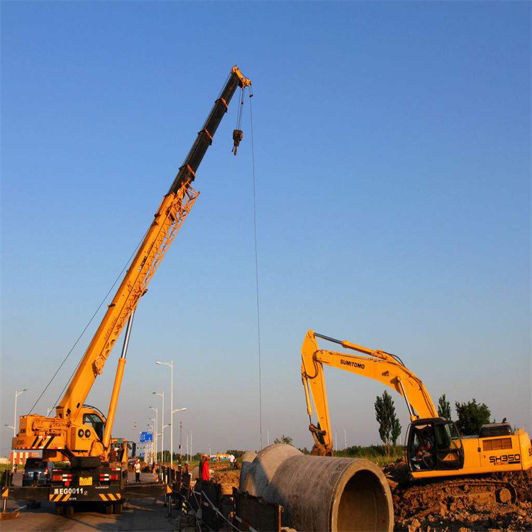 武城25吨吊车吊8吨,最远吊多少米